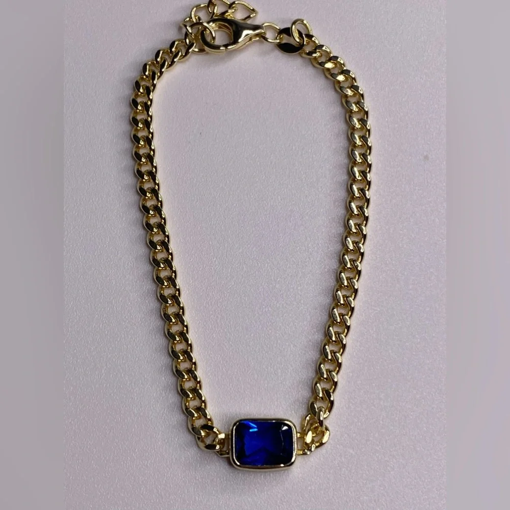 SOLD.  STUNNING BLUE SAPPHIRE & GOLD BRACELET - Picture 3 of 4